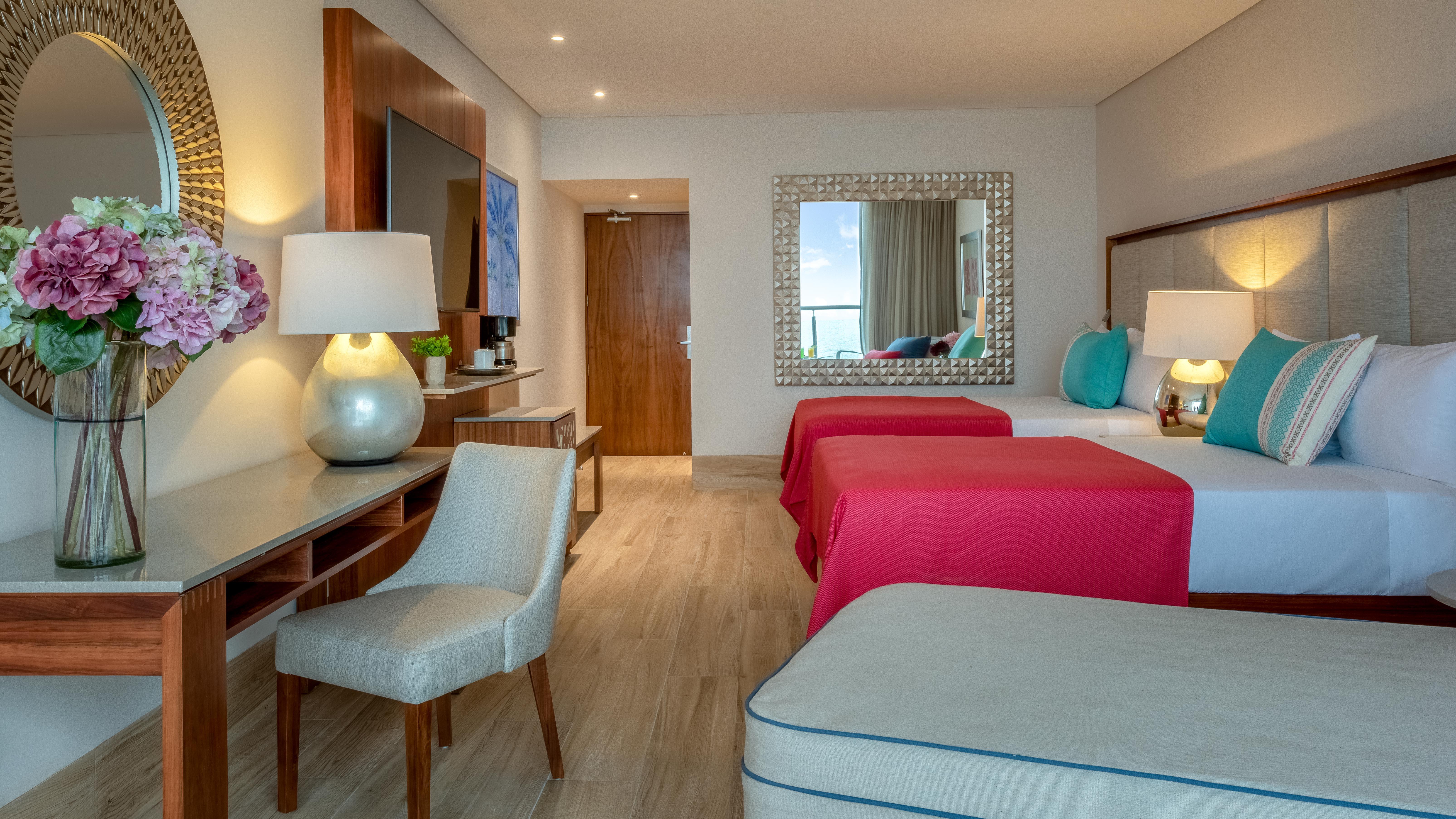 Grand Park Royal Puerto Vallarta Exterior photo Junior Suite
