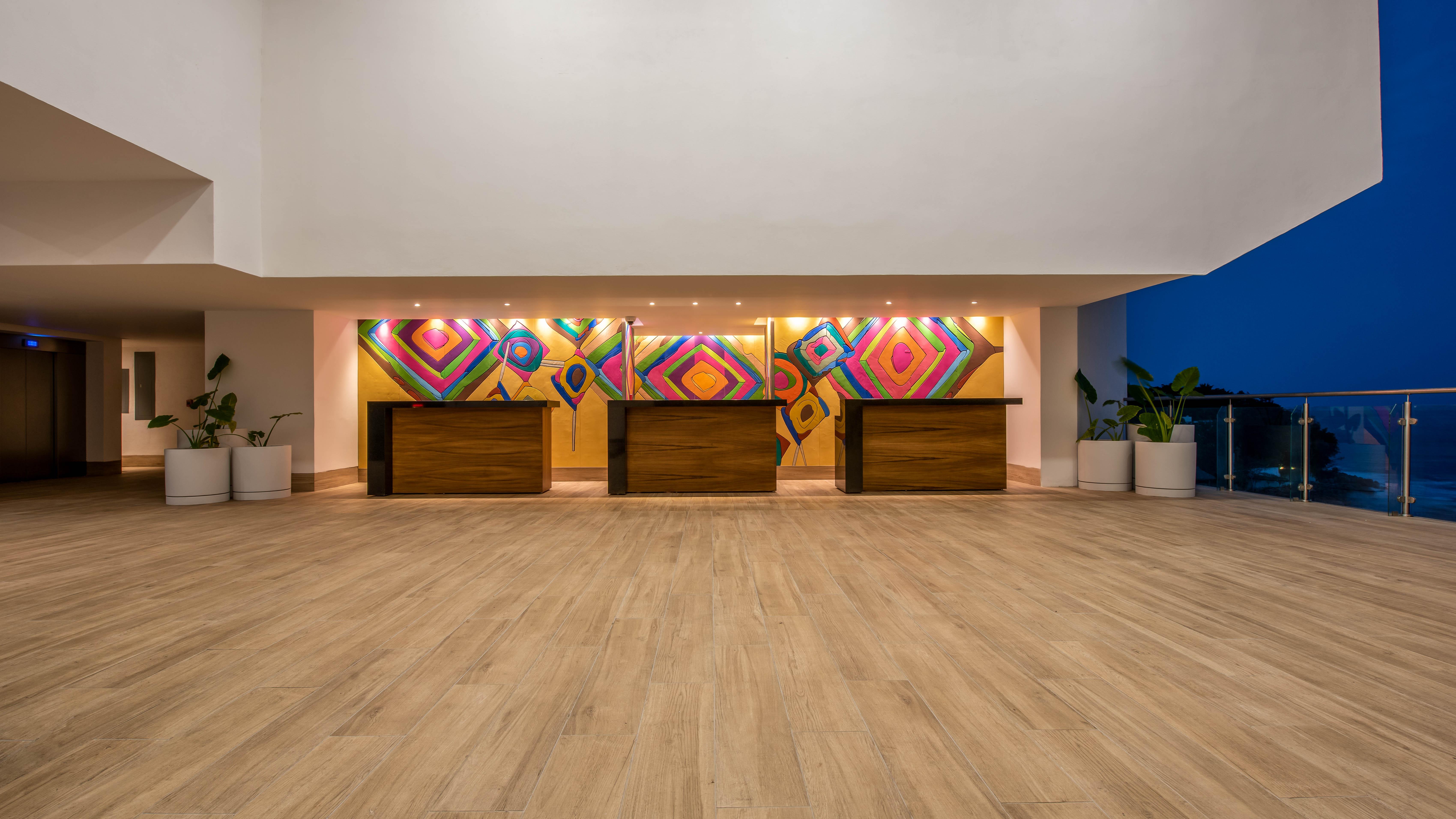 Grand Park Royal Puerto Vallarta Exterior photo Hotel's lobby