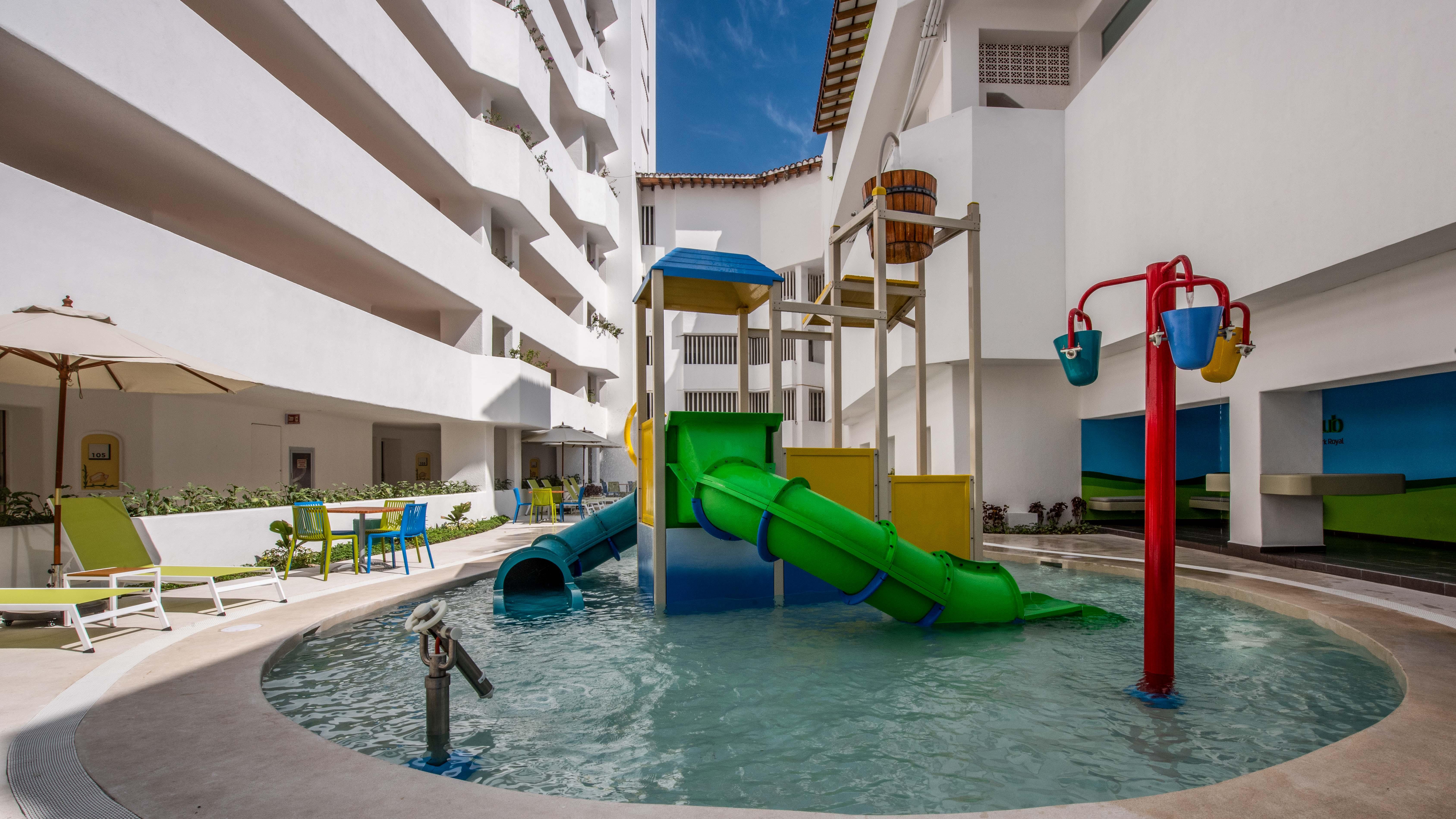 Grand Park Royal Puerto Vallarta Exterior photo Hotel's water park